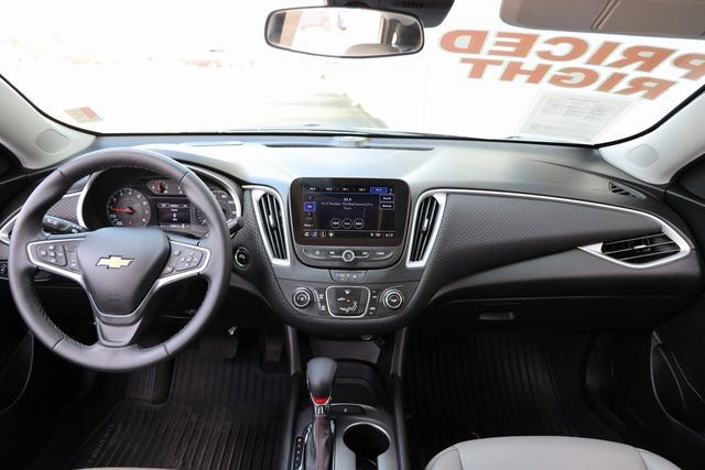 Used 2023 Chevrolet Malibu RS image 11