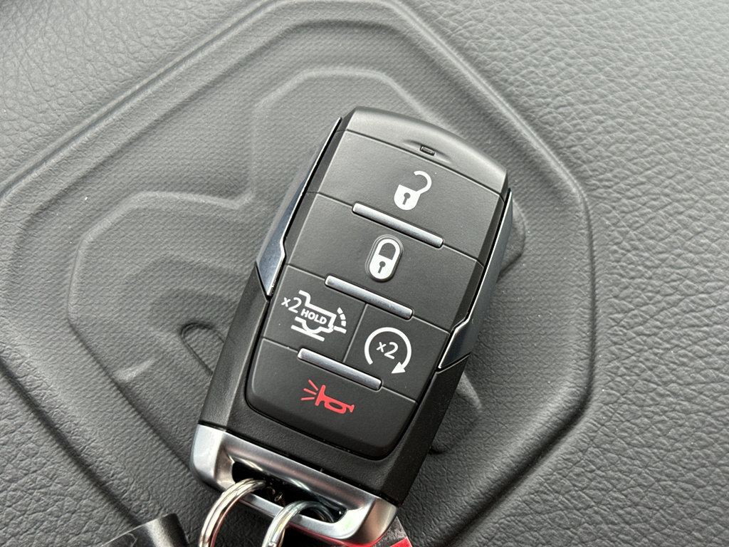New 2026 RAM 1500 Laramie AWD/4WD image 37