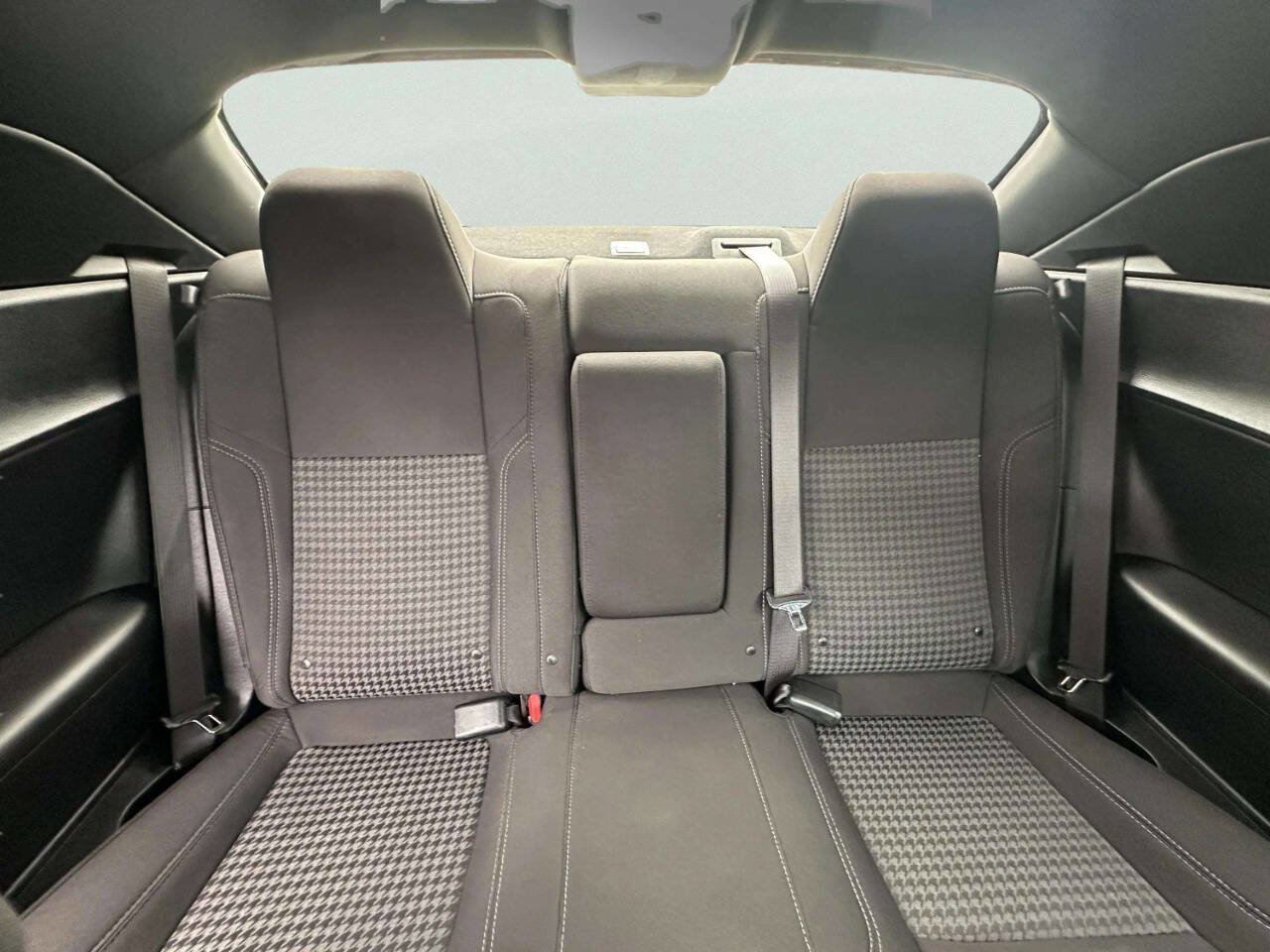 Used 2019 Dodge Challenger SXT RWD image 17