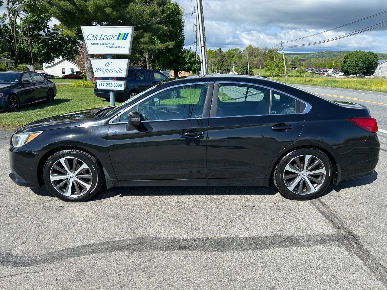 Used 2015 Subaru Legacy 2.5i Limited AWD/4WD image 6