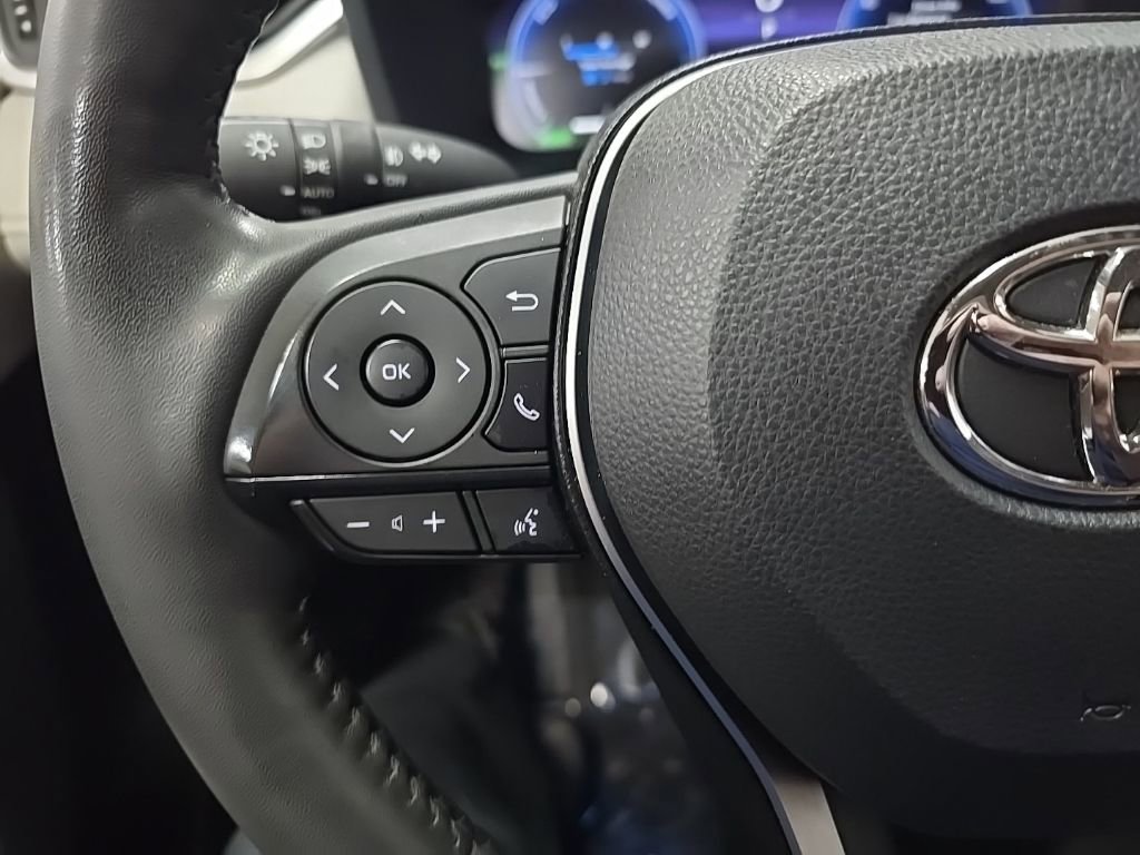 Used 2024 Toyota RAV4 Limited w/ Advanced Technology Package image 21