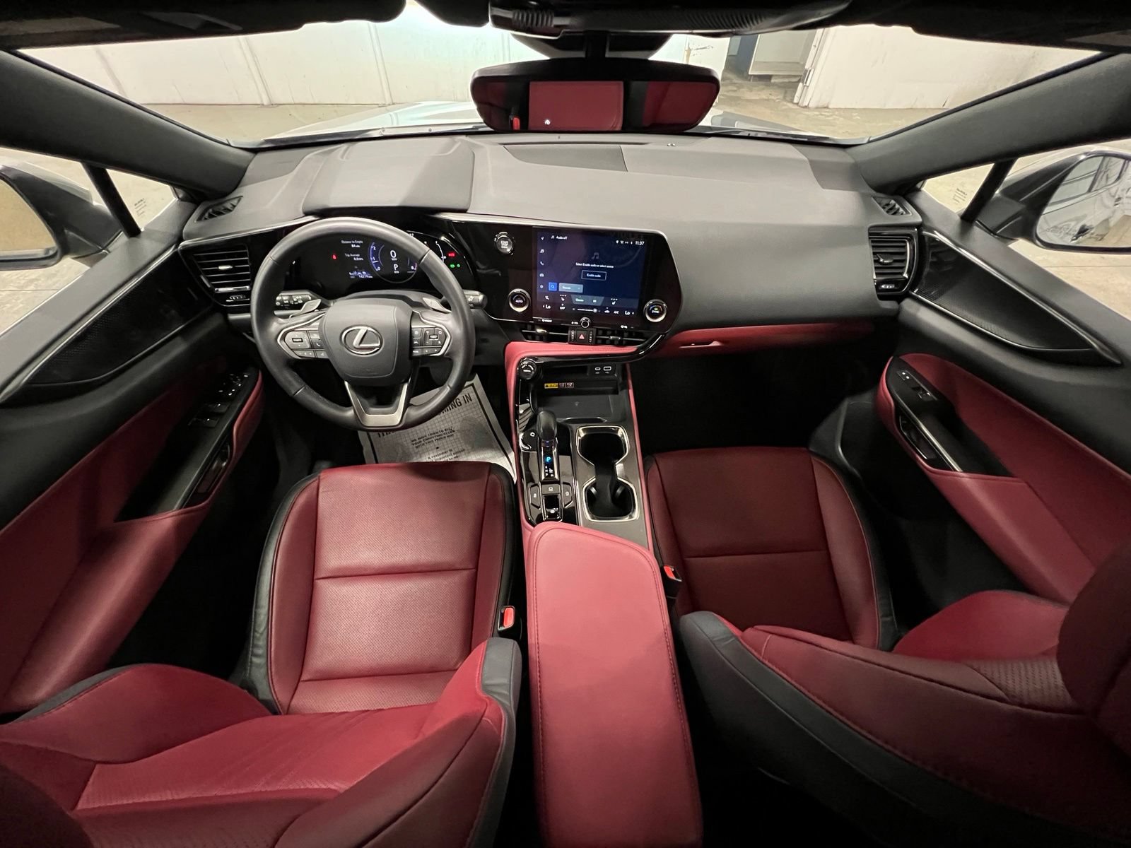 Used 2025 Lexus NX 250 FWD w/ Accessory Package (2T) image 12