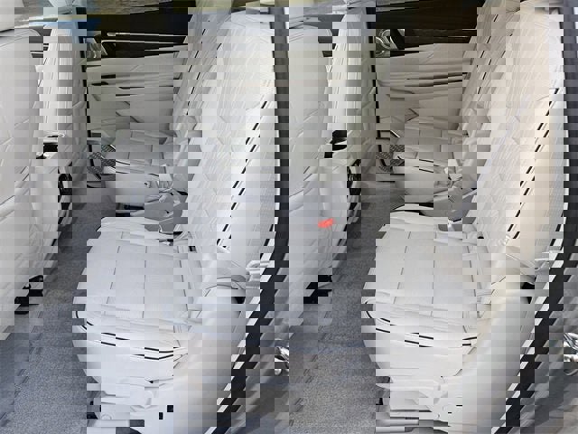 New 2026 Buick Enclave Avenir image 10