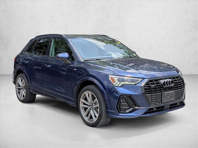 Certified 2023 Audi Q3 2.0T Premium w/ Black Optic Sport Package AWD/4WD image 3