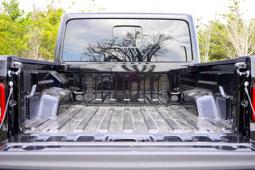 New 2026 Jeep Gladiator Sport AWD/4WD image 26