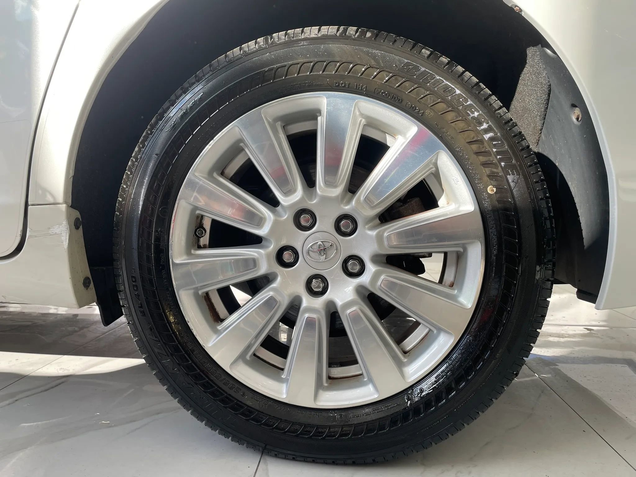 Used 2017 Toyota Sienna XLE Premium AWD/4WD image 31