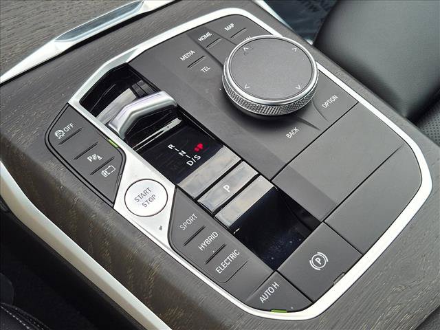 Used 2023 BMW 330e xDrive w/ Premium Package AWD/4WD image 12
