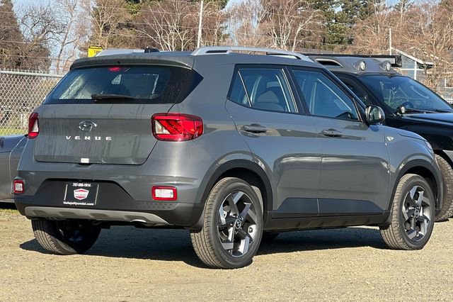 New 2026 Hyundai Venue SEL FWD image 6