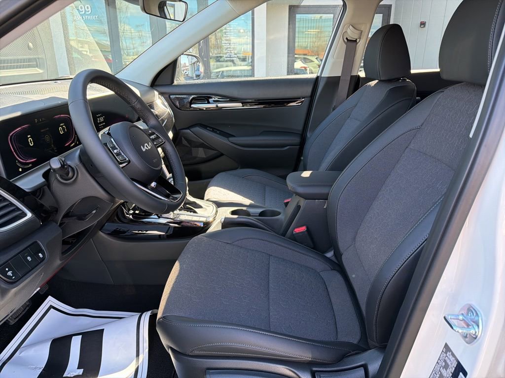 New 2026 Kia Seltos S image 28