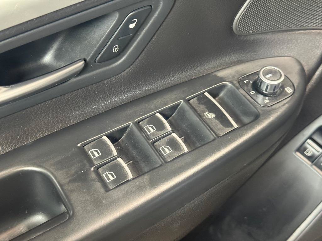 Used 2012 Volkswagen Eos Komfort FWD image 20