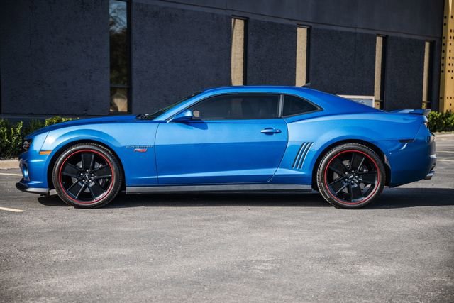 Used 2013 Chevrolet Camaro SS w/ Hot Wheels Special Edition image 13