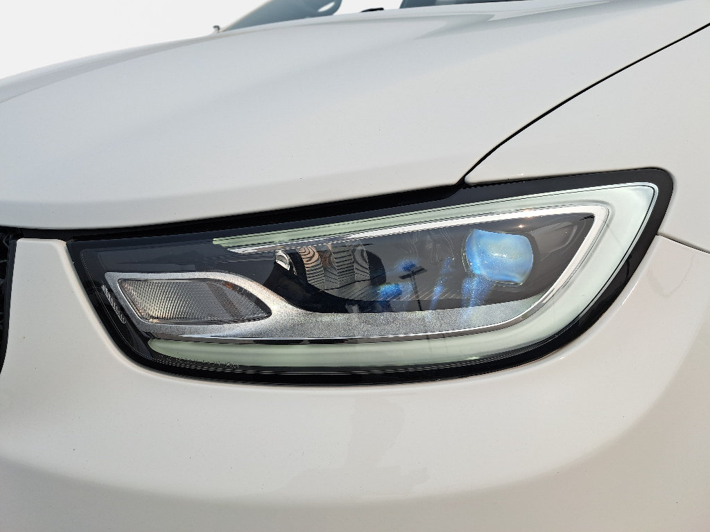 Certified 2023 Chrysler Pacifica Touring-L w/ Uconnect Theater Family Group AWD/4WD image 32