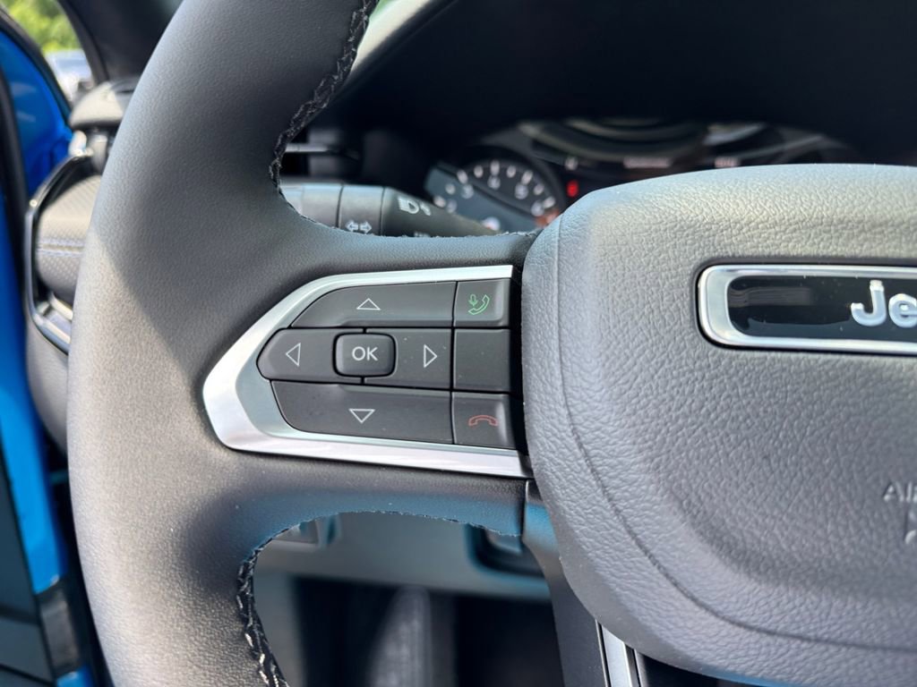 New 2025 Jeep Compass Limited w/ Sun & Sound Group AWD/4WD image 21