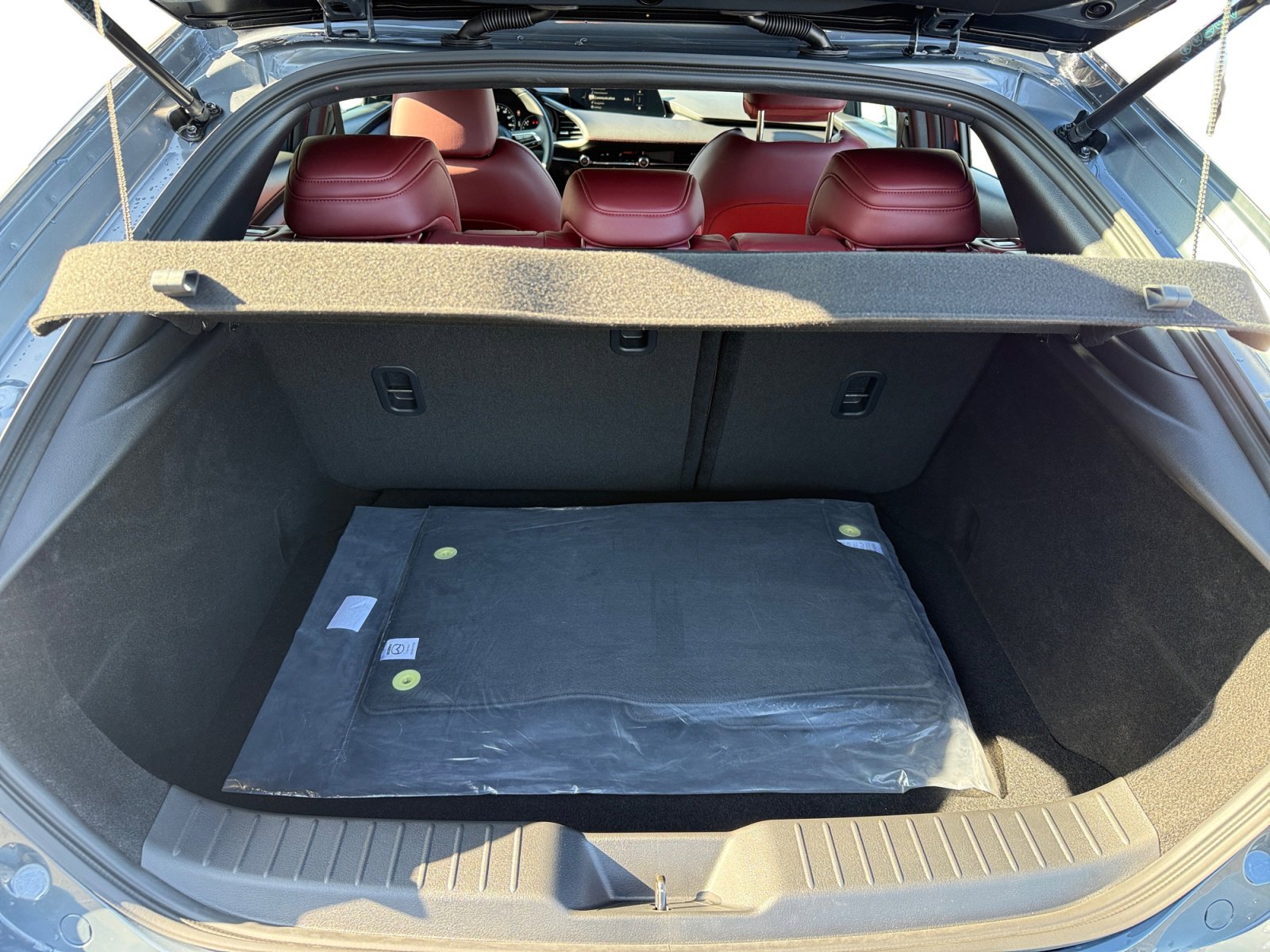 New 2026 MAZDA MAZDA3 Carbon w/ Appearance Package image 17