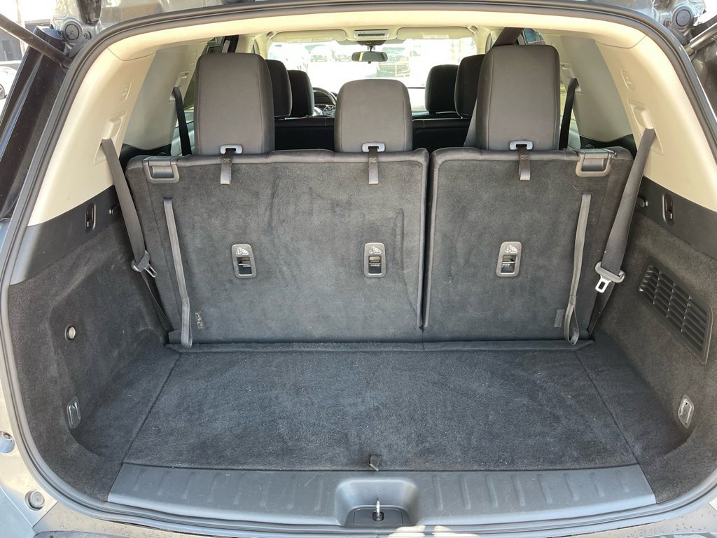 Used 2022 Nissan Pathfinder SV image 8