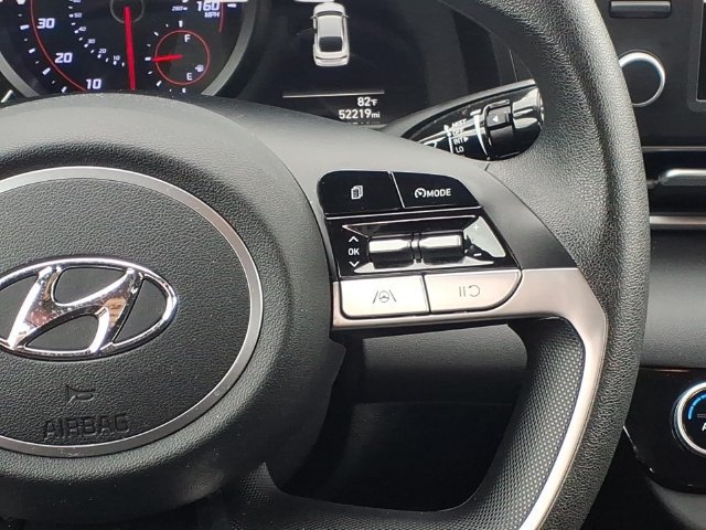 Used 2022 Hyundai Elantra SEL w/ Cargo Package FWD image 12