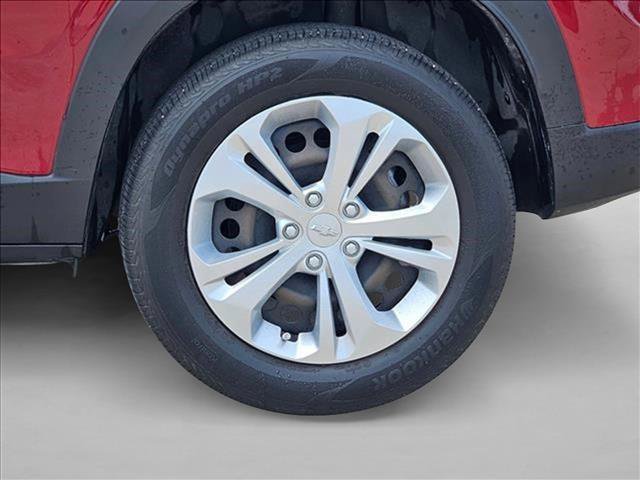 Used 2024 Chevrolet Trax LS FWD image 14