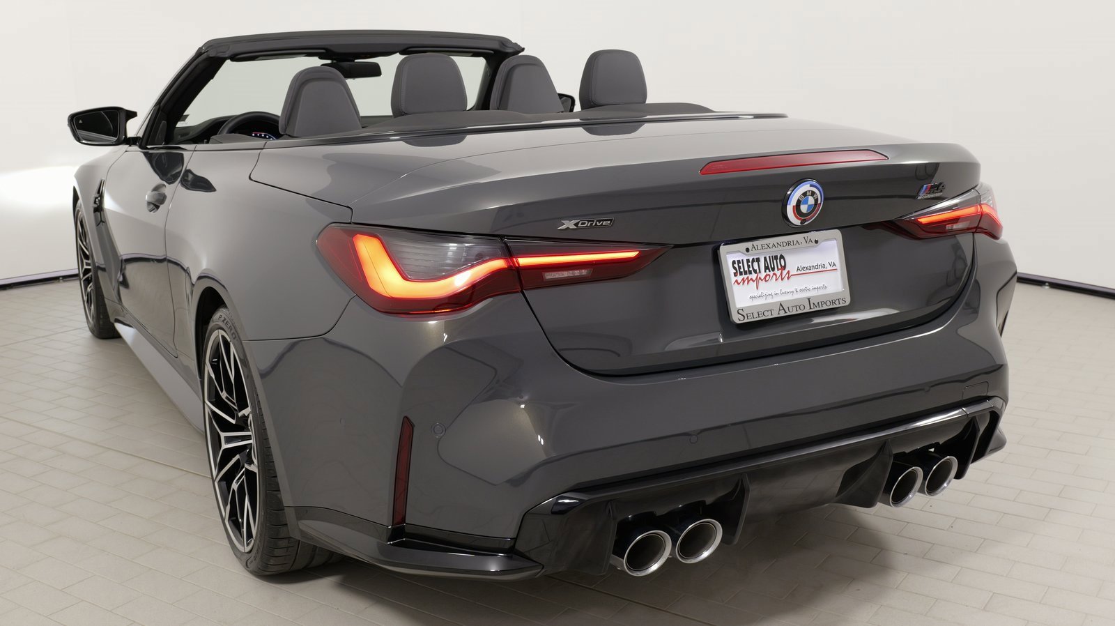 Used 2023 BMW M4 xDrive Competition image 16