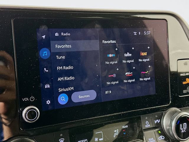 Certified 2025 Toyota Highlander LE image 15