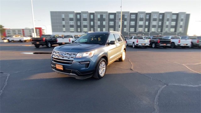 Used 2019 Ford Explorer XLT image 4