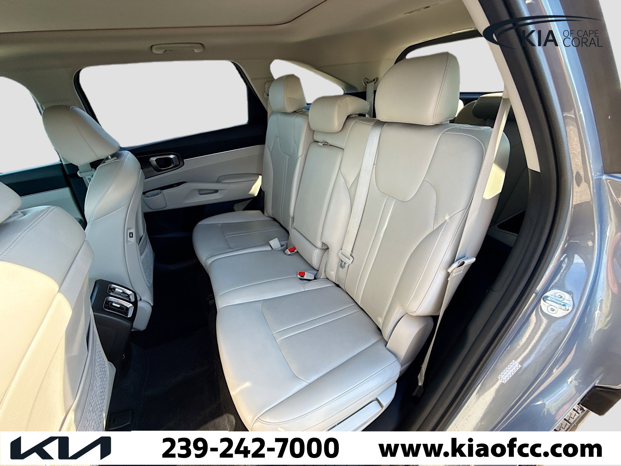 Certified 2023 Kia Sorento S w/ Panoramic Sunroof Package image 20