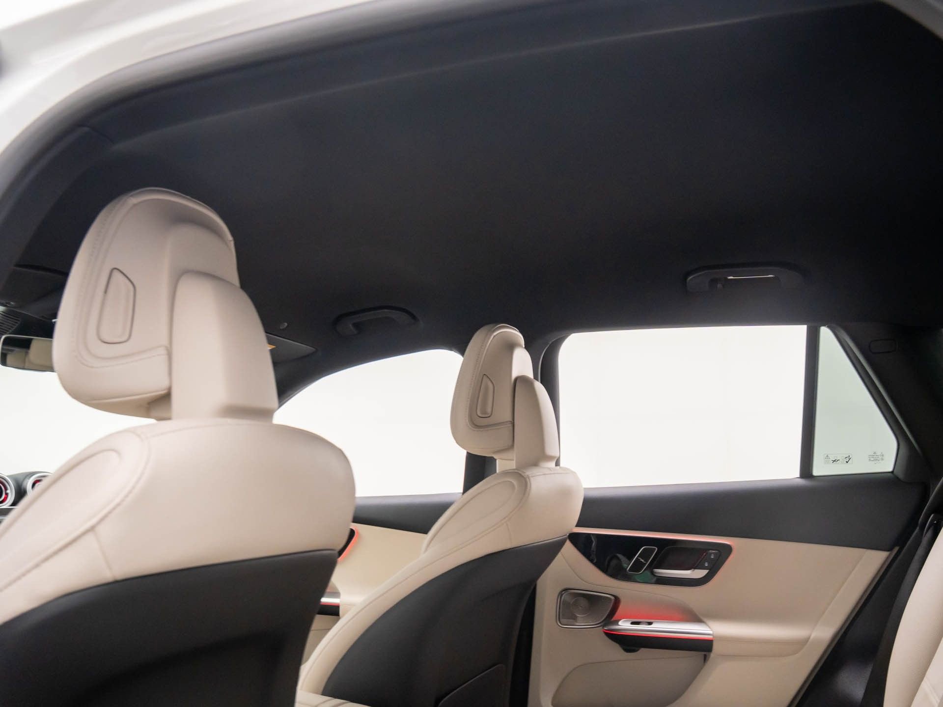 New 2025 Mercedes-Benz GLC 350e 4MATIC image 18