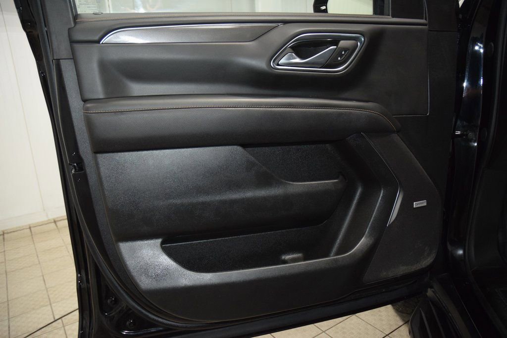 Used 2024 GMC Yukon AT4 w/ Technology Package AWD/4WD image 51