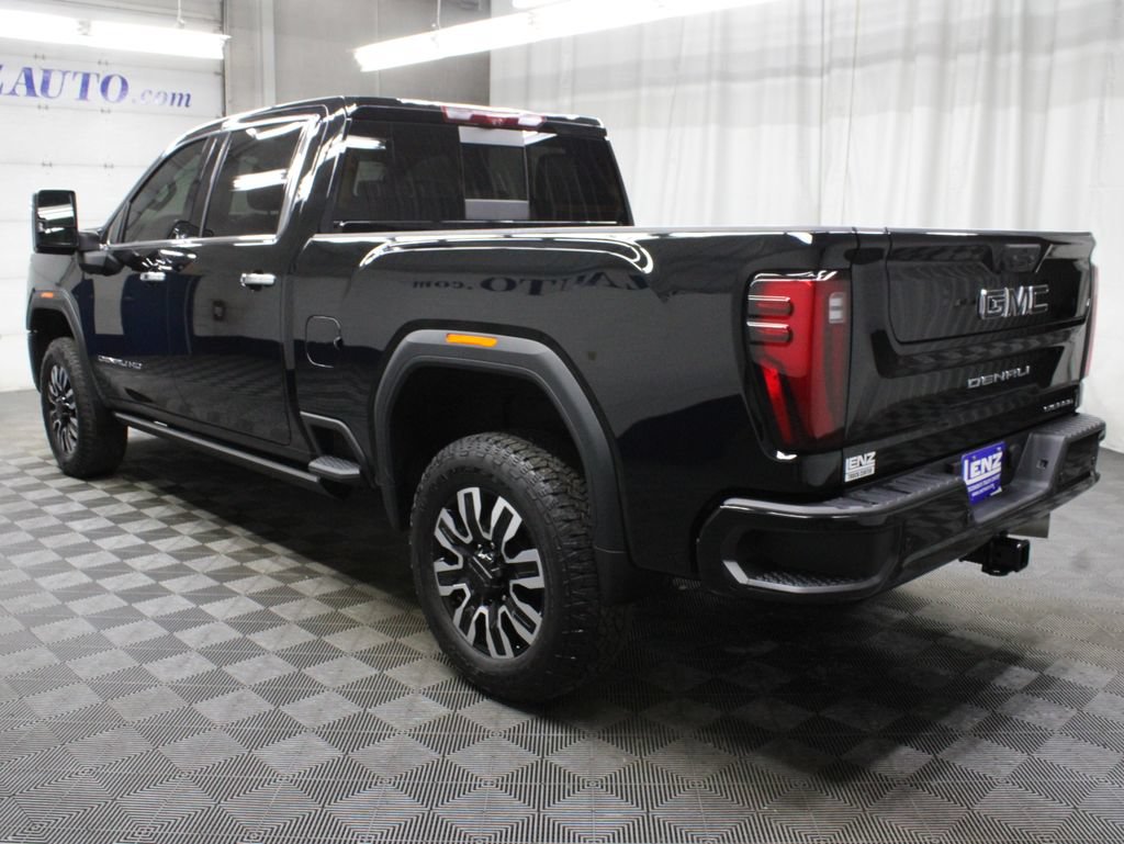 Used 2026 GMC Sierra 3500 Denali Ultimate AWD/4WD image 7