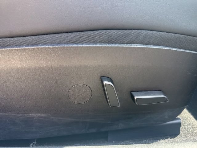 Used 2023 Tesla Model 3 Standard Range RWD image 23