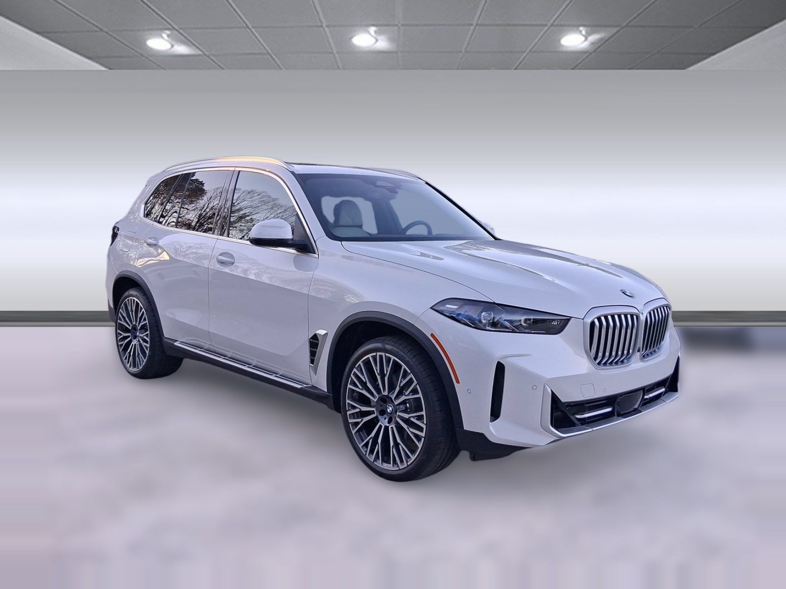 Used 2026 BMW X5 xDrive40i w/ Executive Package AWD/4WD image 6