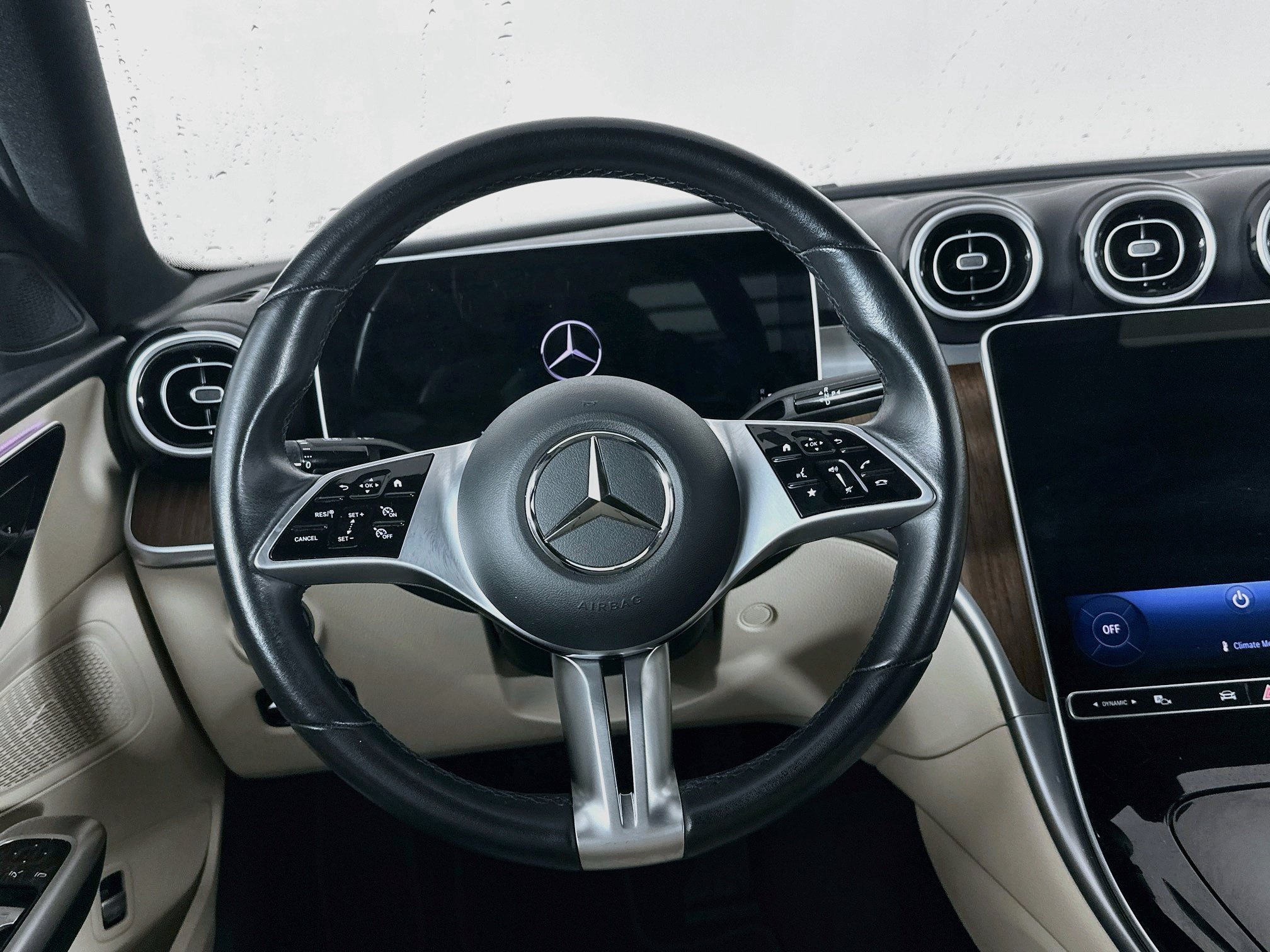 Used 2025 Mercedes-Benz C 300 Sedan image 18