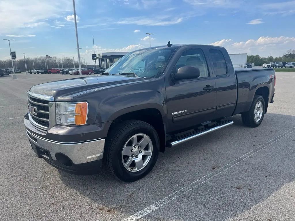 Used 2010 GMC Sierra 1500 SLE w/ Power Pack Plus image 3