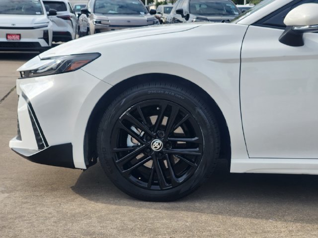 Certified 2025 Toyota Camry SE AWD/4WD image 8