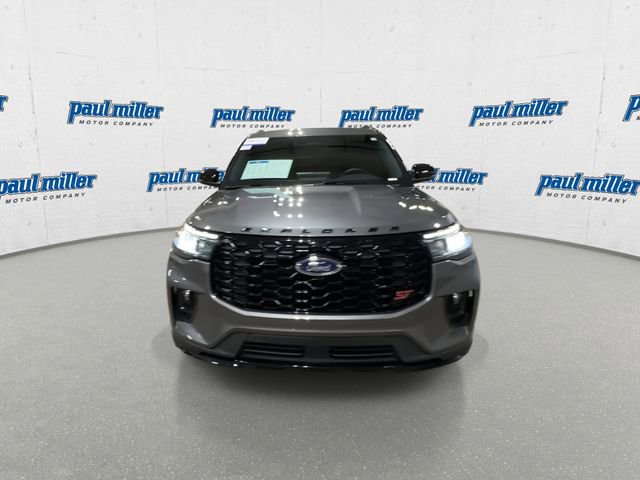 Used 2025 Ford Explorer ST w/ Sun And Sound Package image 3