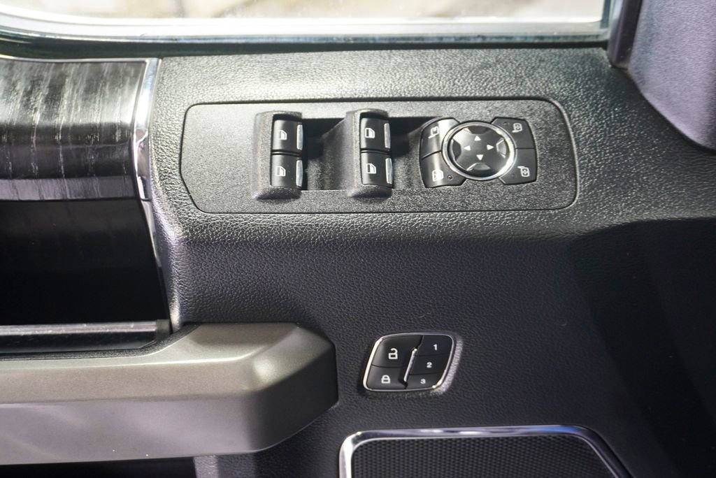 Used 2019 Ford F150 Platinum image 31