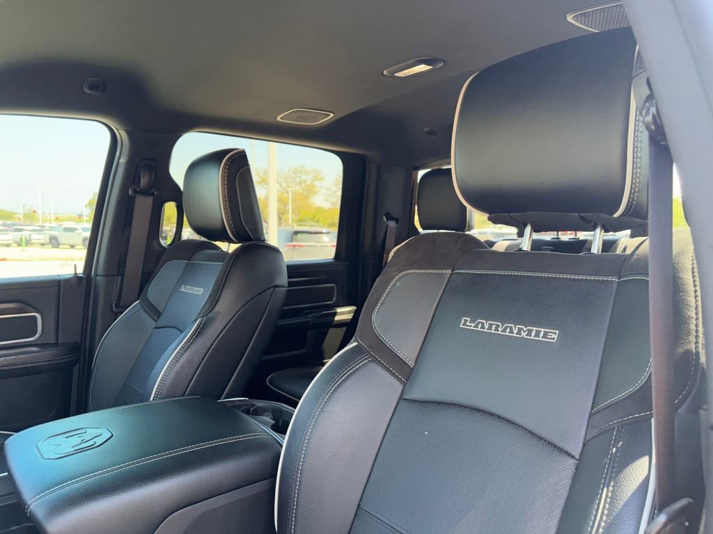 Used 2025 RAM 3500 Laramie w/ Sport Appearance Package image 10