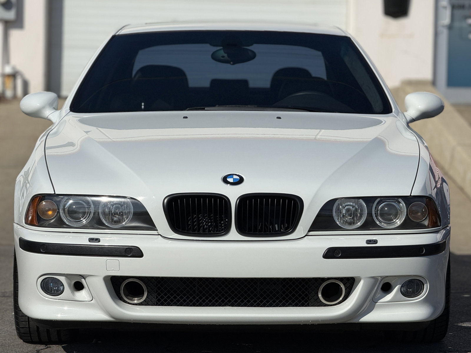 Used 2003 BMW M5 RWD image 3