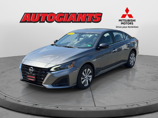 Used 2025 Nissan Altima 2.5 S FWD image 7
