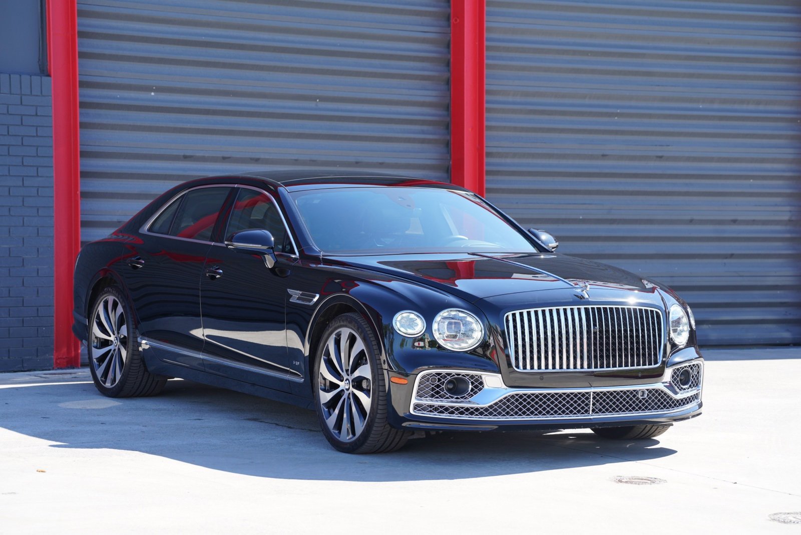 Used 2022 Bentley Flying Spur V8 image 8
