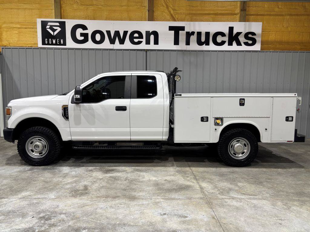 Used 2020 Ford F250 XL w/ Power Equipment Group AWD/4WD image 2