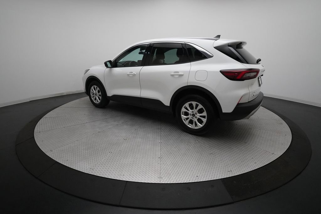 Used 2023 Ford Escape Active image 33
