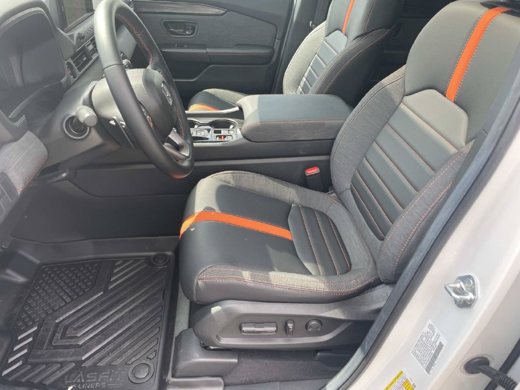 Used 2026 Honda Passport TrailSport image 42
