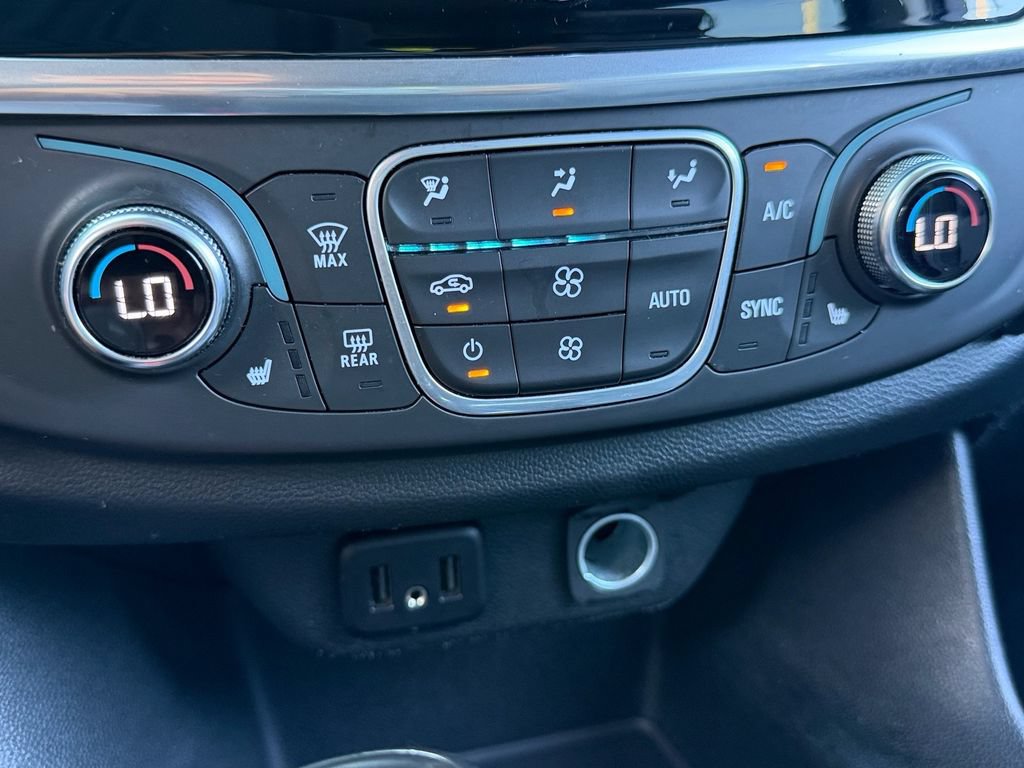 Certified 2019 Chevrolet Traverse LT AWD/4WD image 26