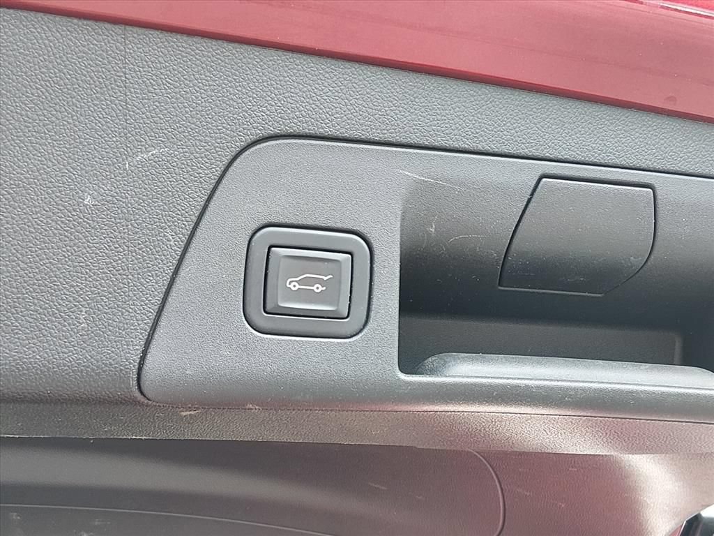 Used 2023 Buick Envision Essence FWD image 17