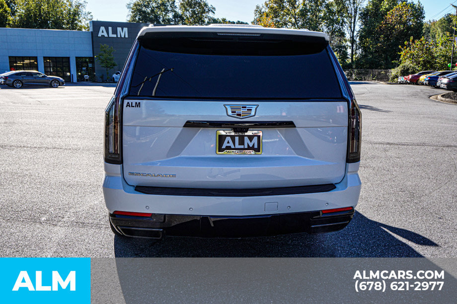 Used 2025 Cadillac Escalade ESV Sport Platinum AWD/4WD image 10