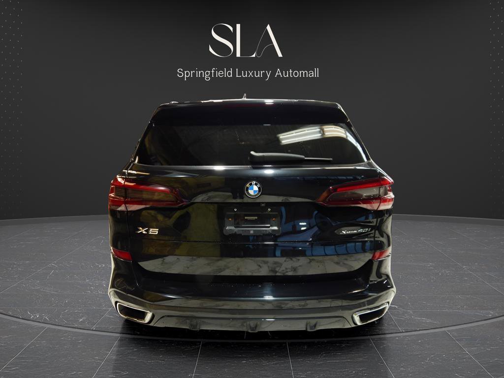 Used 2021 BMW X5 xDrive40i w/ M Sport Package image 6
