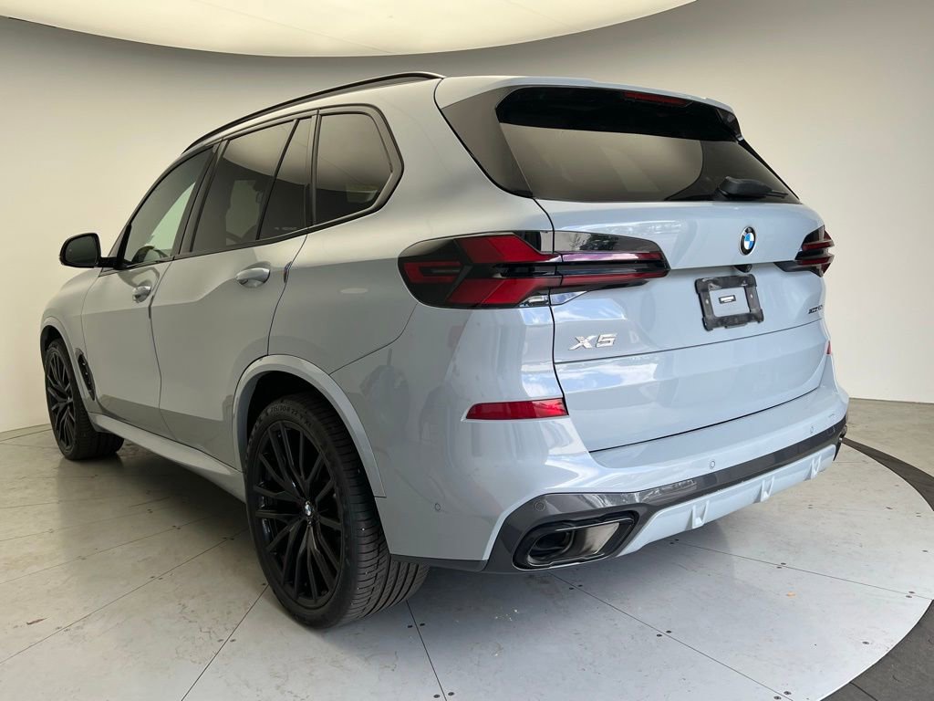 Certified 2024 BMW X5 xDrive40i w/ M Sport Package image 4