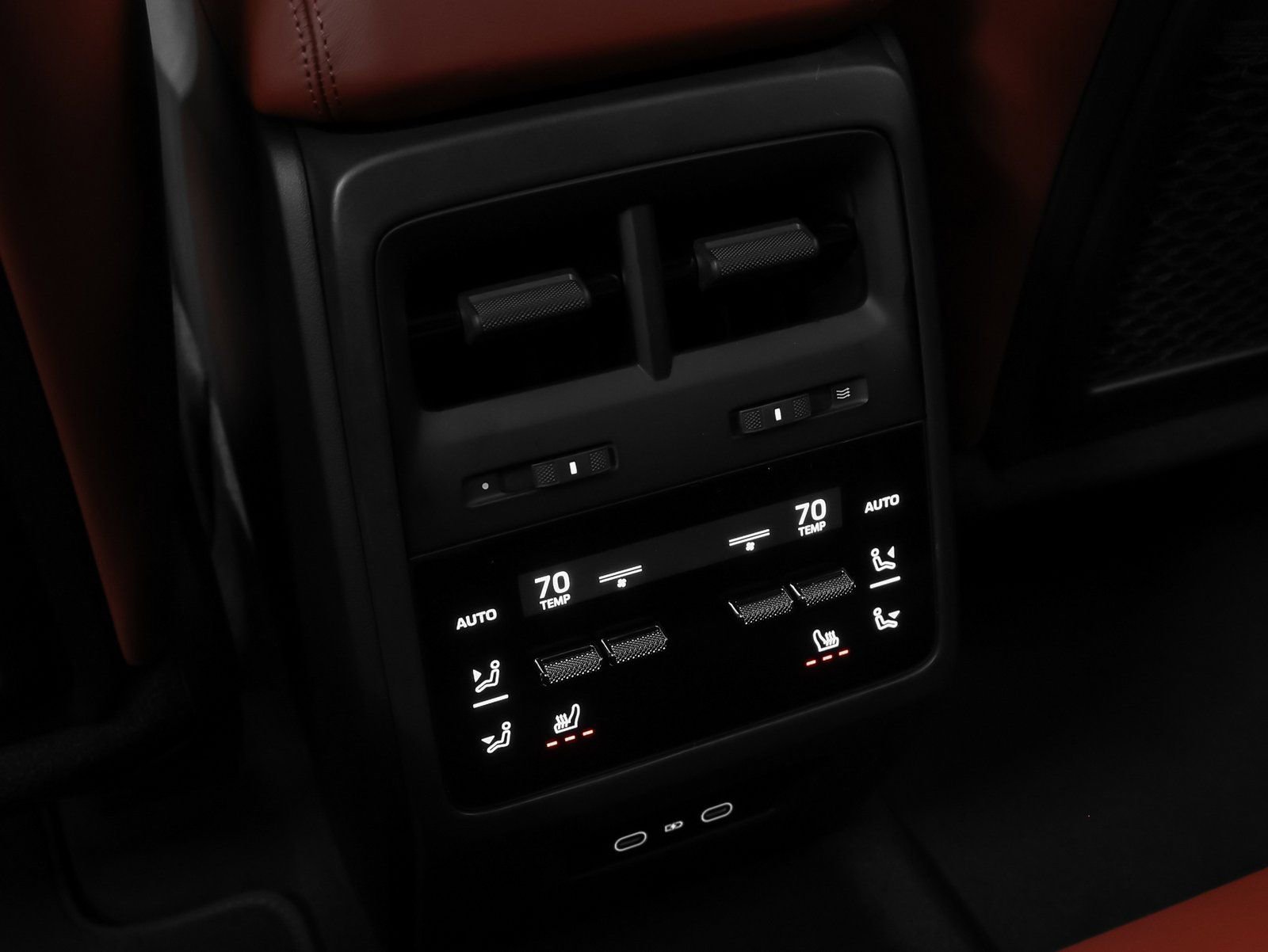 New 2026 Porsche Macan 4 Electric image 49