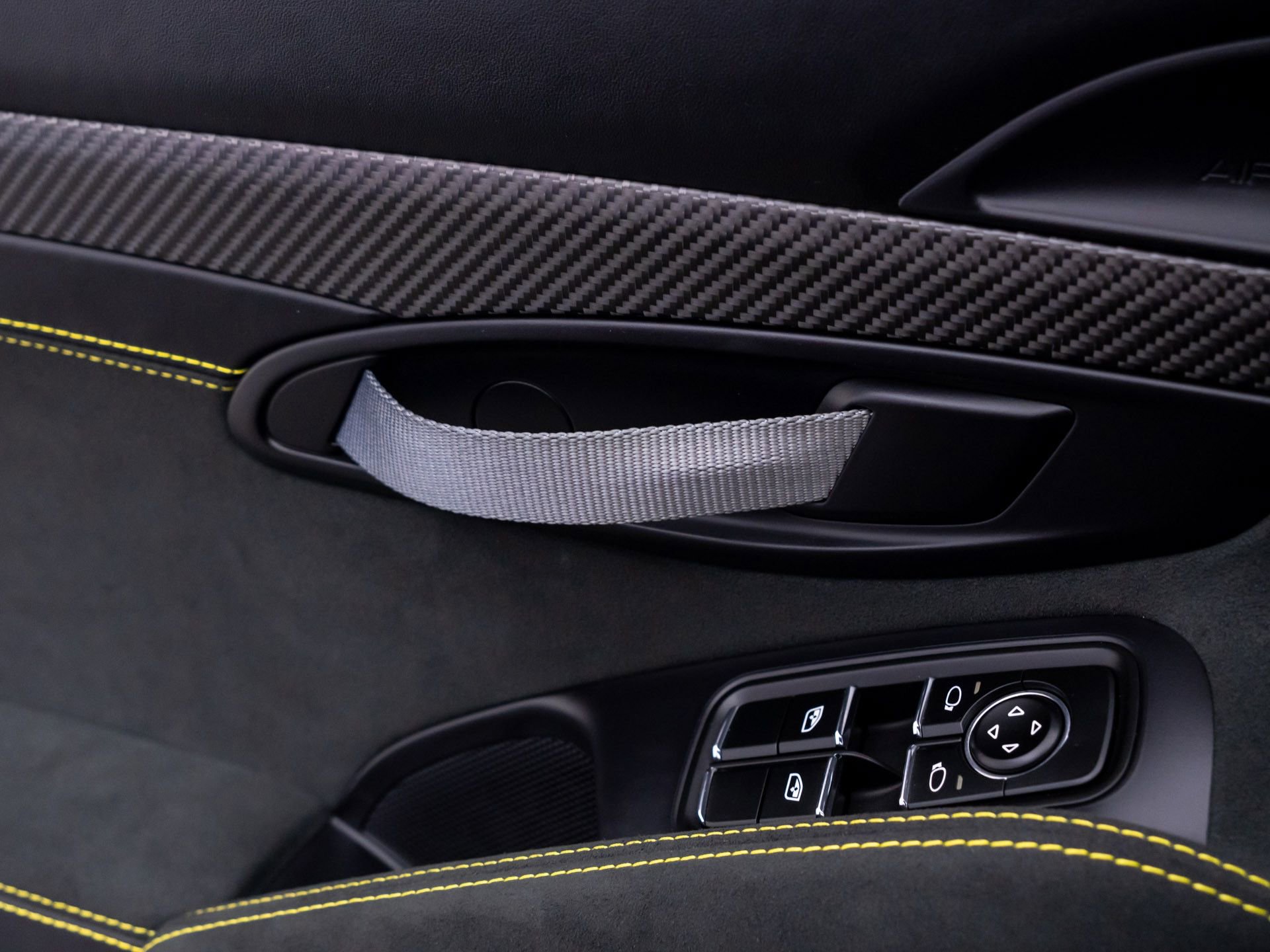 Certified 2025 Porsche 718 Boxster Spyder RS RWD image 19