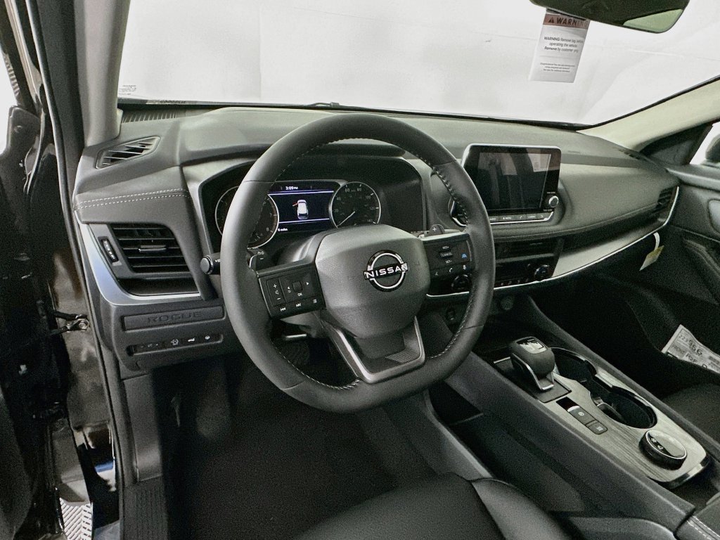 New 2026 Nissan Rogue Dark Armor AWD/4WD image 16